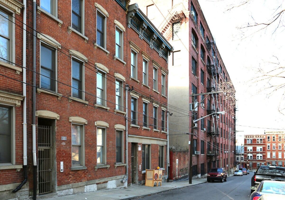 Primary Photo - 519 Dandridge St
