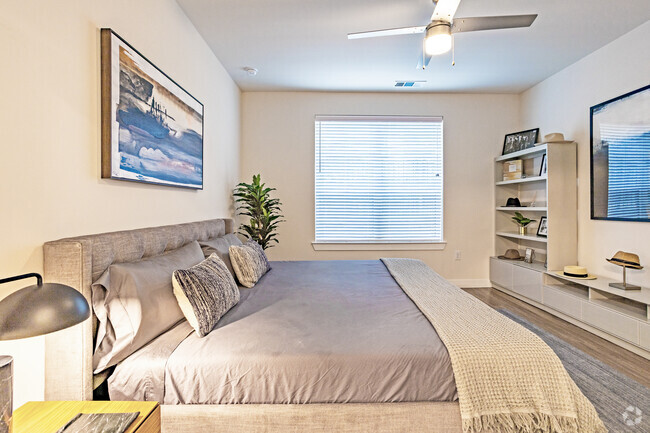 2BR, 2BA - 1,187SF - Primary Bedroom - Perch