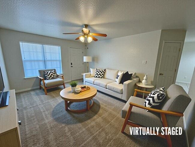 Building Photo - 311 Cedar Ridge Dr
