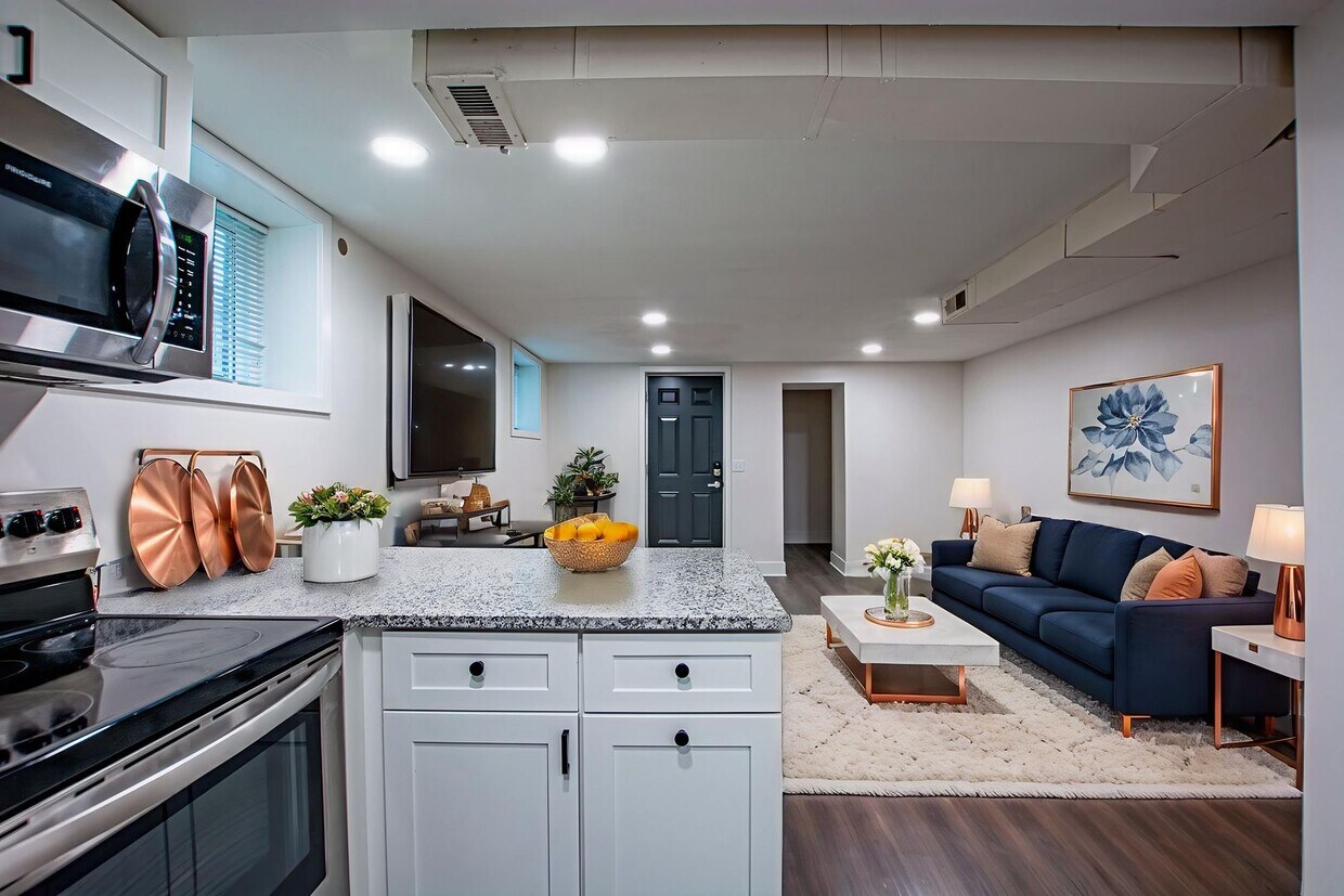 Foto principal - 116-118 N 32nd Avenue