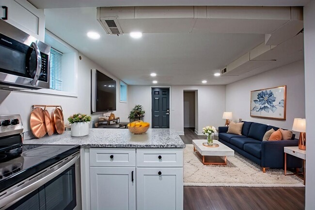 Photo - 116-118 N 32nd Avenue Apartment