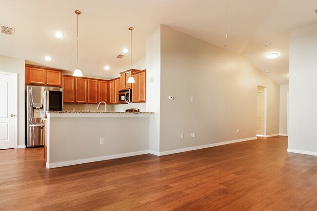 Building Photo - 18408 Waydale Loop