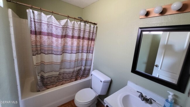 Building Photo - 2208 Tierra Alegre Way