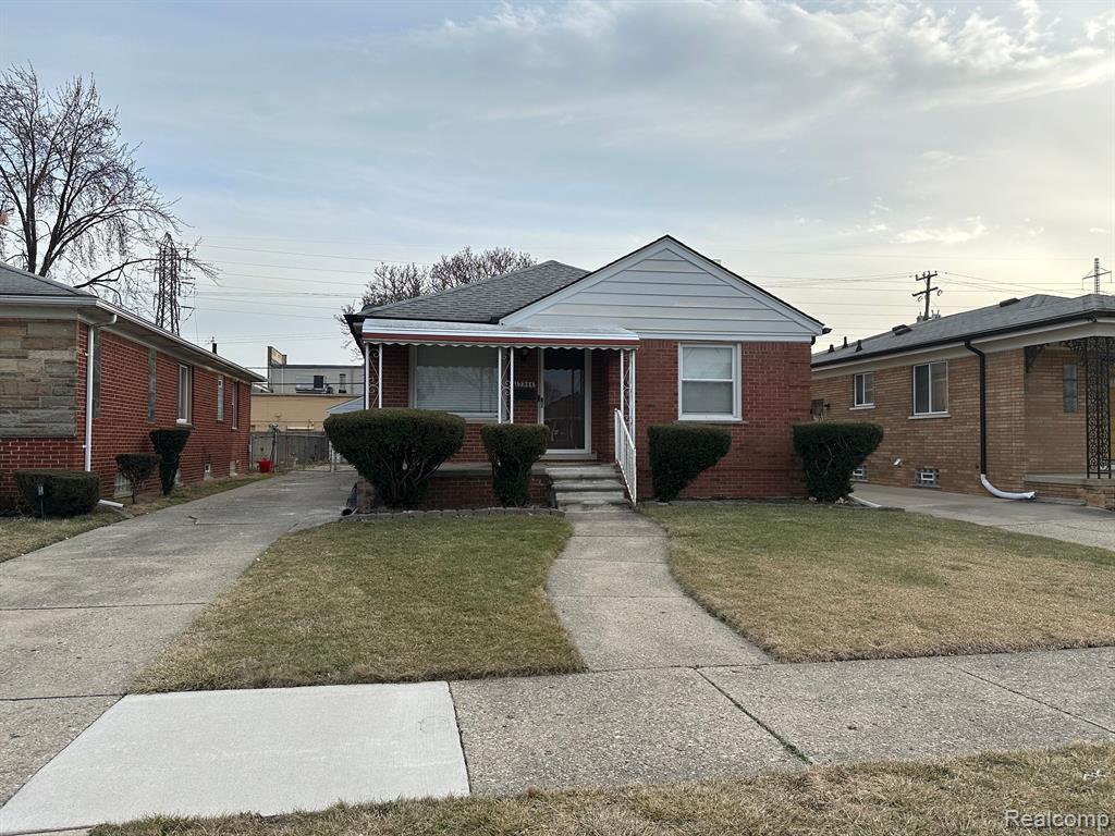 17344 Stricker Ave, Eastpointe, MI 48021 House Rental in Eastpointe