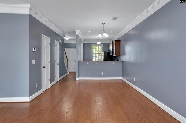 Foto del edificio - Move-In Ready Townhouse in Hampton Forest!