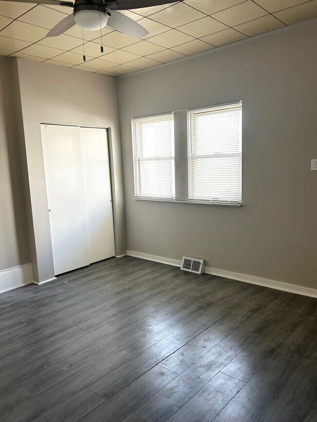 Foto del edificio - 427 Taylor St