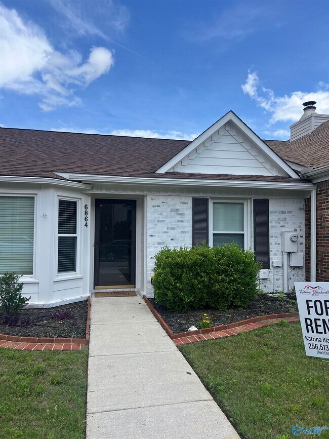 Foto del edificio - 6864 Steeplechase Dr NW