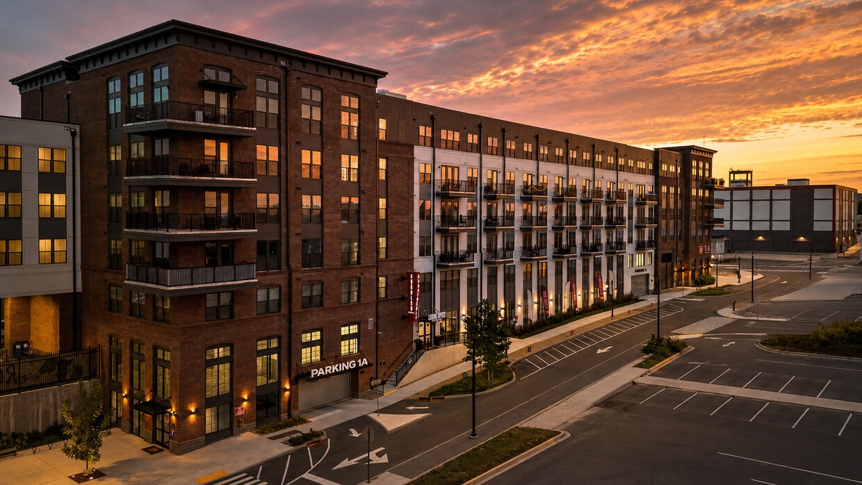 Your Corner of The Old City - Yardley Flats Apartments