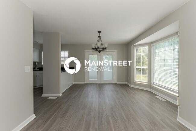 Foto del edificio - 4 Bedroom Pet-Friendly Home in Hendersonville, TN with Main Street Renewal