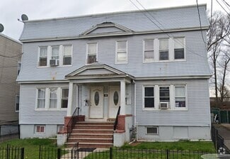 Building Photo - 444 Walnut St