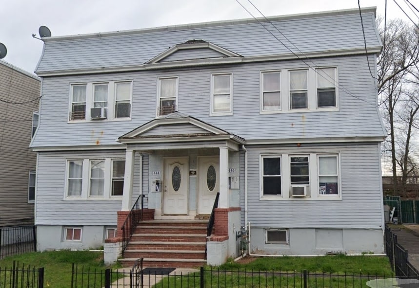 Foto principal - 444 Walnut St