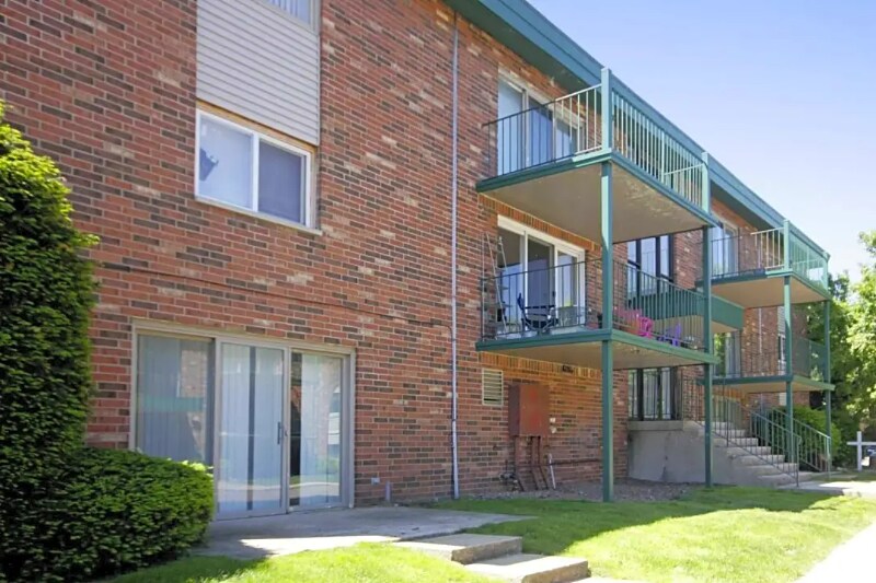 Foto principal - 107 N Sage St