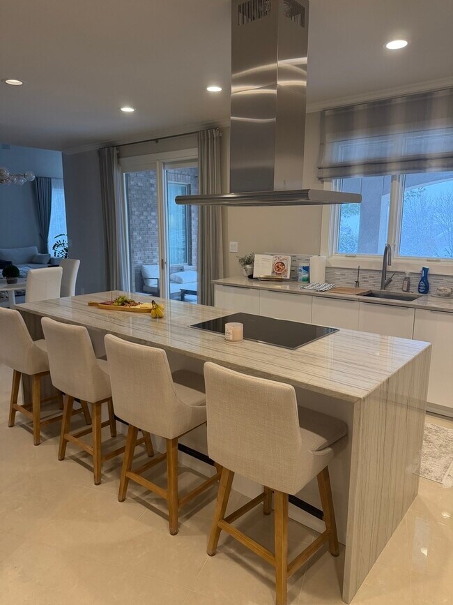 Foto del edificio - 525 Senon Dr