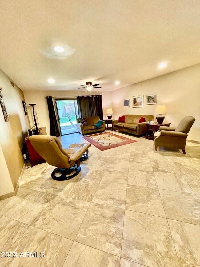 Foto del edificio - 9126 W Kimberly Way
