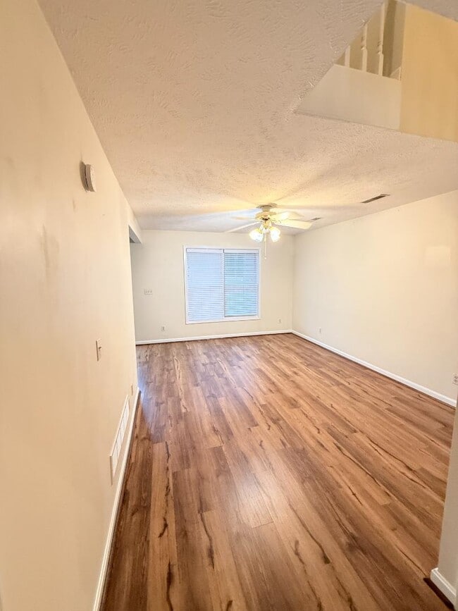 Building Photo - 1746 Kepley Rd
