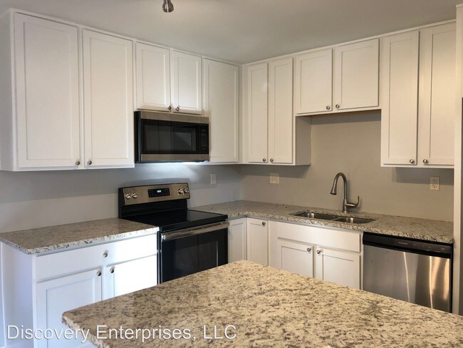 Foto del edificio - 4 br, 2 bath House - 493 Evergreen Dr.