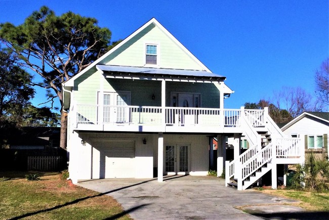 Building Photo - CAROLINA BEACH