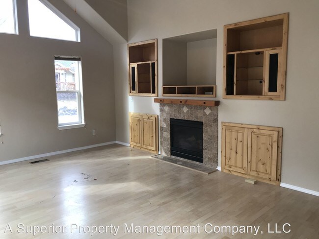 Building Photo - 3091 NE Stonebrook Dr