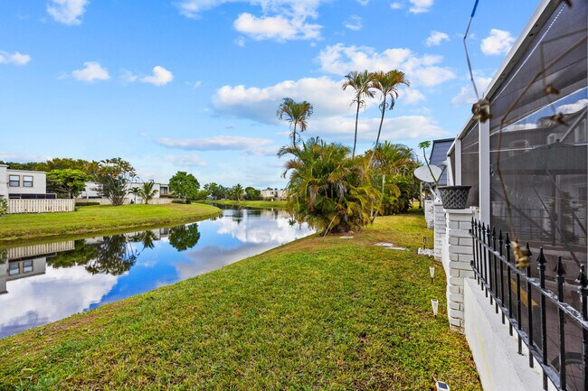 Foto del edificio - 12049 Basin St N