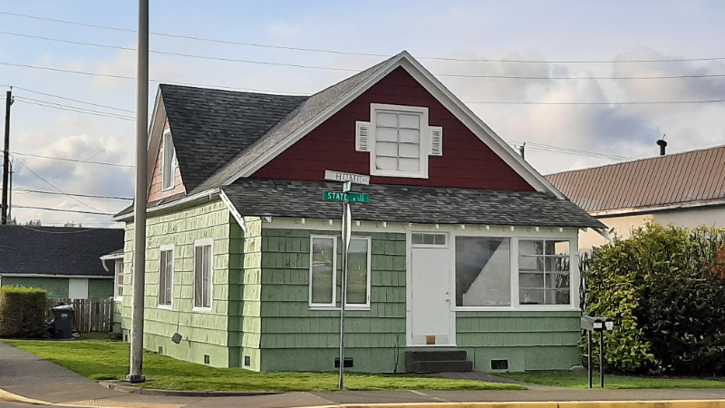 Foto principal - 722 W State St