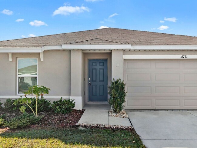 Foto del edificio - Beautiful 4 bedroom 2 bathroom Single Family House! Like new!