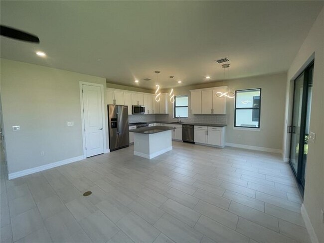 Foto del edificio - 4522 Pinehurst Trl W