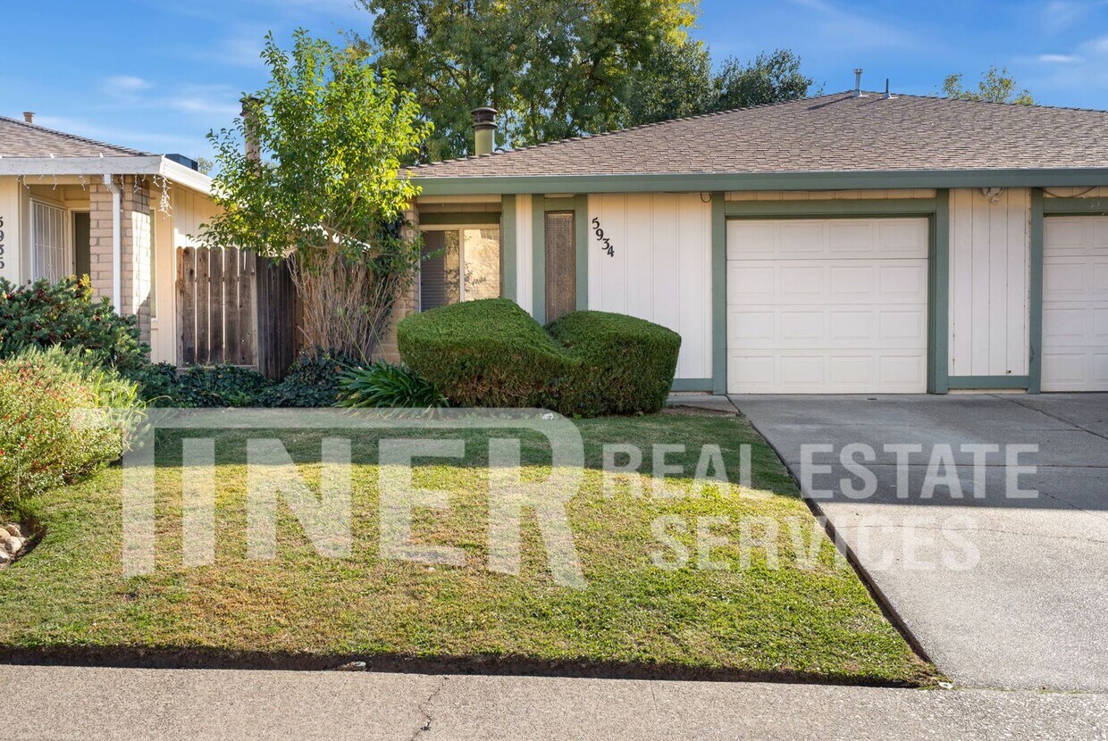Primary Photo - Update Carmichael Duplex!