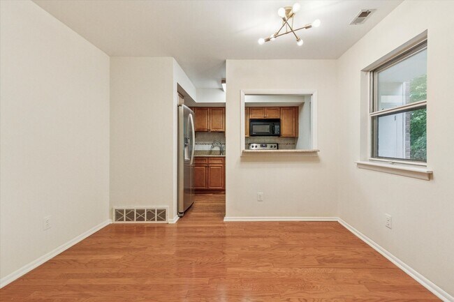 Foto del edificio - Lovely 2B/1B Unit in Gwynedd Club!
