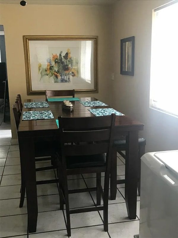 Building Photo - 26001 Juanita St