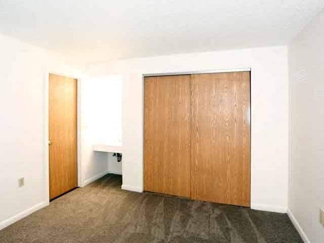 Building Photo - Breckenridge Apartments