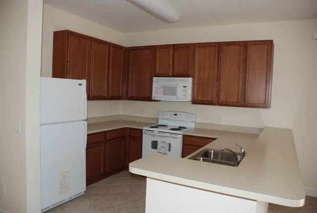 Foto del edificio - 4766 Everglades Cir