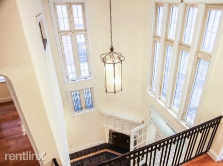 Building Photo - 2 br, 3 bath Apartment - 151 E 36th St