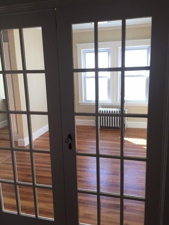 Foto del edificio - Quiet top floor 2bd/1ba with open floor plan