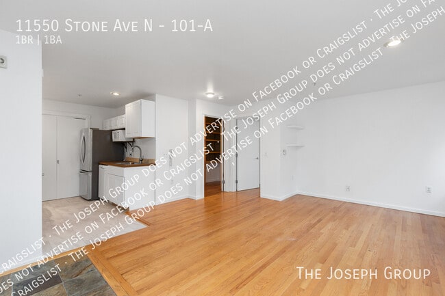Building Photo - 11550 Stone Ave N