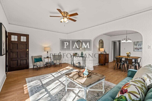 Foto del edificio - 2400 N 56th St