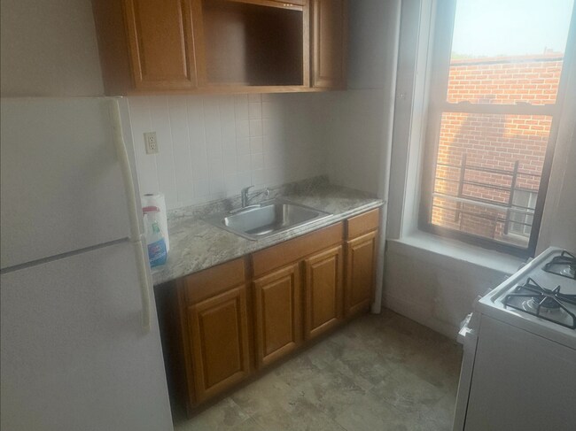 Foto del edificio - 4305 49th St