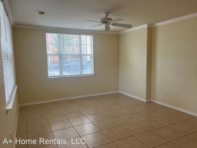 Building Photo - 2 br, 2 bath House - 714 Siena Palm Dr. Bl...