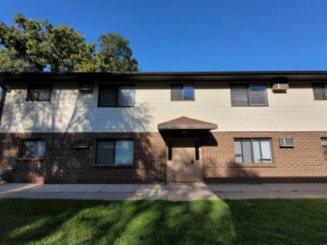 Building Photo - 301 Leeland St