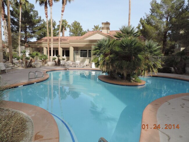 Building Photo - 3145 E Flamingo Rd