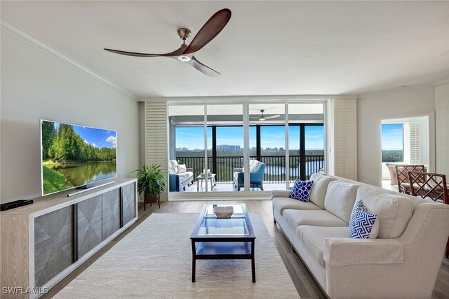 Foto del edificio - 425 Cove Tower Dr