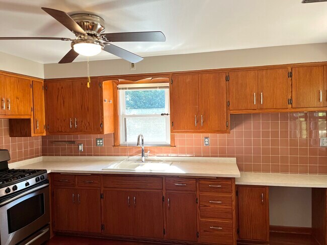 Foto del edificio - 1663 N 116th St