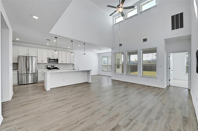Foto del edificio - 6411 Velvet Leaf Ln