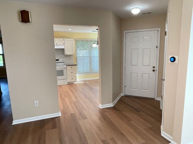 Building Photo - 269 Wood Stream Ct