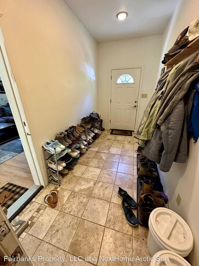 Foto del edificio - 3 br, 2 bath House - 1410 Pembroke Court