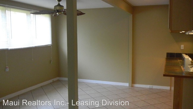 Building Photo - 3666 Lower Honoapiilani Rd