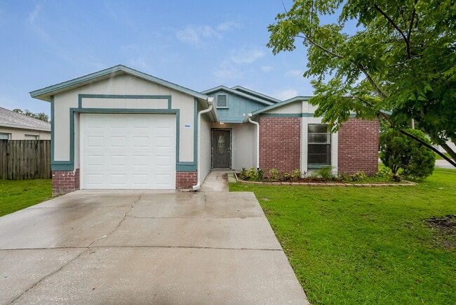 Building Photo - 1402 Thistledown Dr