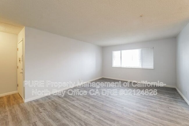 Foto del edificio - 2120 Sonoma Ave