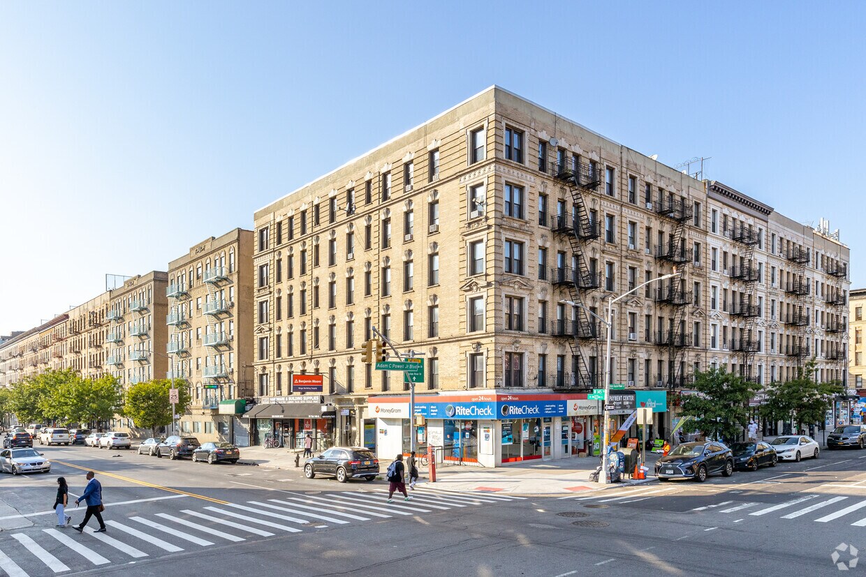 Foto principal - 2500 Adam C Powell Blvd