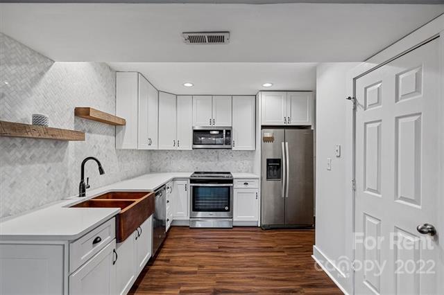 Building Photo - 7160 Winery Ln