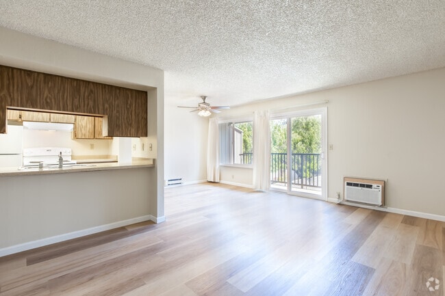 1BR, 1BA - 700SF - One Ten Remington Apartments